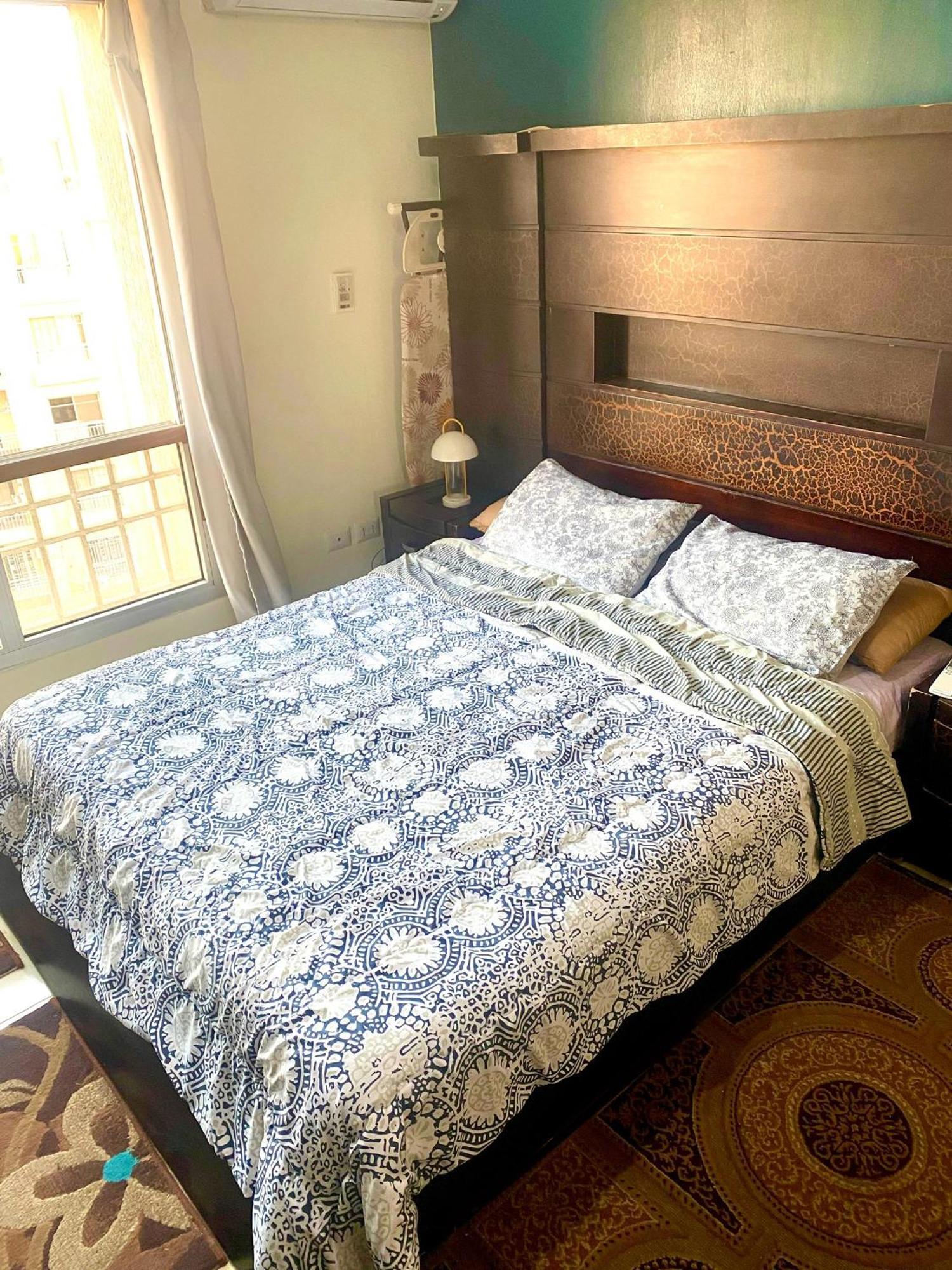 Royal Apartment *
